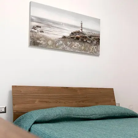 Adelphi 1 Apartment Bari